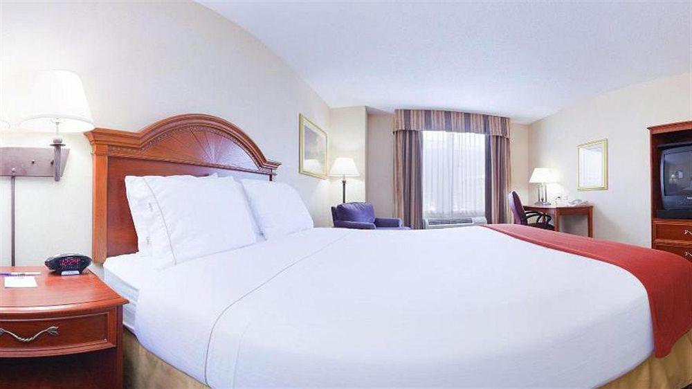 Holiday Inn Express Hotel & Suites Dayton-Centerville By Ihg מראה חיצוני תמונה