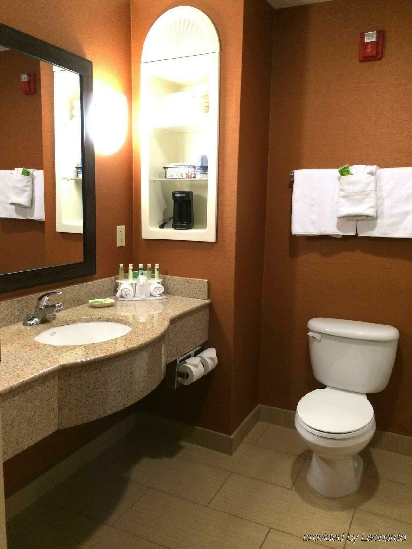 Holiday Inn Express Hotel & Suites Dayton-Centerville By Ihg מראה חיצוני תמונה